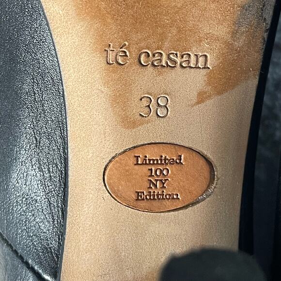 Te Casan Ruffled Slip On Heeled Ankle Boot Black Size 8/38 - Picture 10 of 10